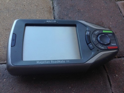 Magellan roadmate 700 - magellan,