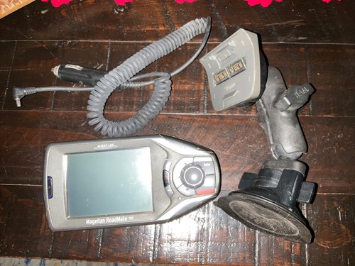 Magellan roadmate 700 - magellan,